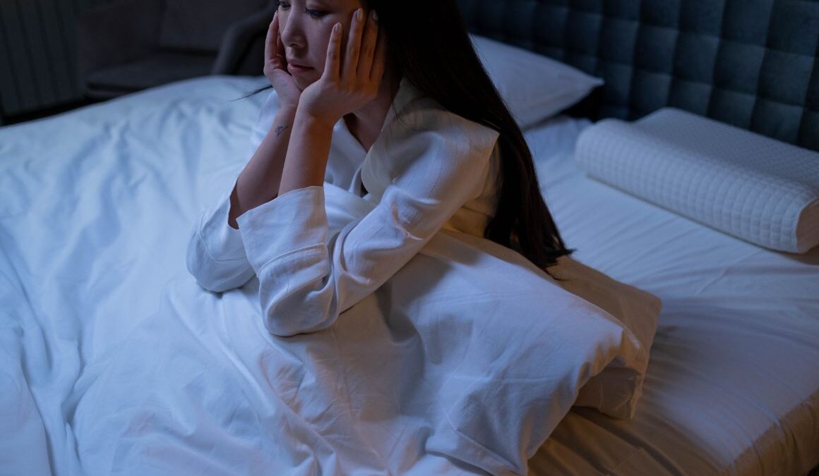 眠れないのは頑張りすぎだから ― 真面目な人ほど陥る睡眠の不条理と、その解決法